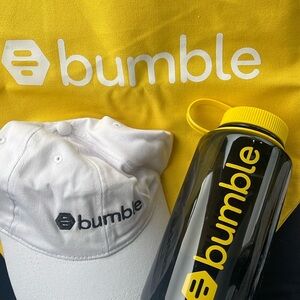 NWOT Bumble Bundle with tote, water bottle and hat